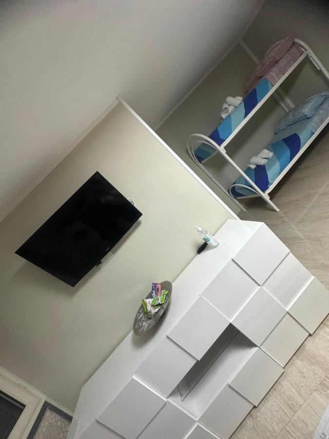 A.D.M Bed & Breakfast Napoli Bagian luar foto