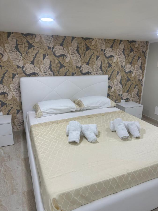A.D.M Bed & Breakfast Napoli Bagian luar foto